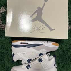 Jordan 4 Retro SB Navy
