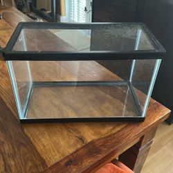 Fish Tank 13”X 20”