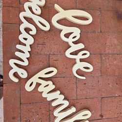 Welcome Love Family Wood Wall Decor