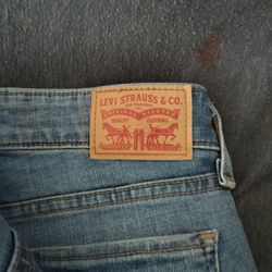 Bundle Of Levi's 