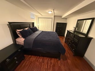 King Bedroom Suite for Sale – Ashley Greensburg Collection