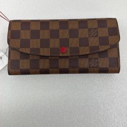 Louis Vuitton Emilie wallet- Authentic (WMP015466)