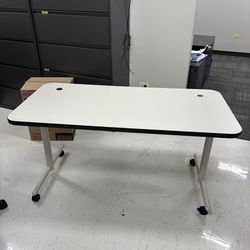 Table on wheels
