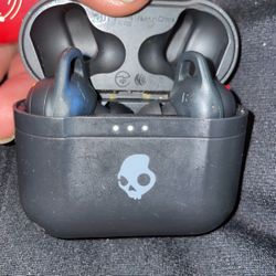 Skullcandy’s