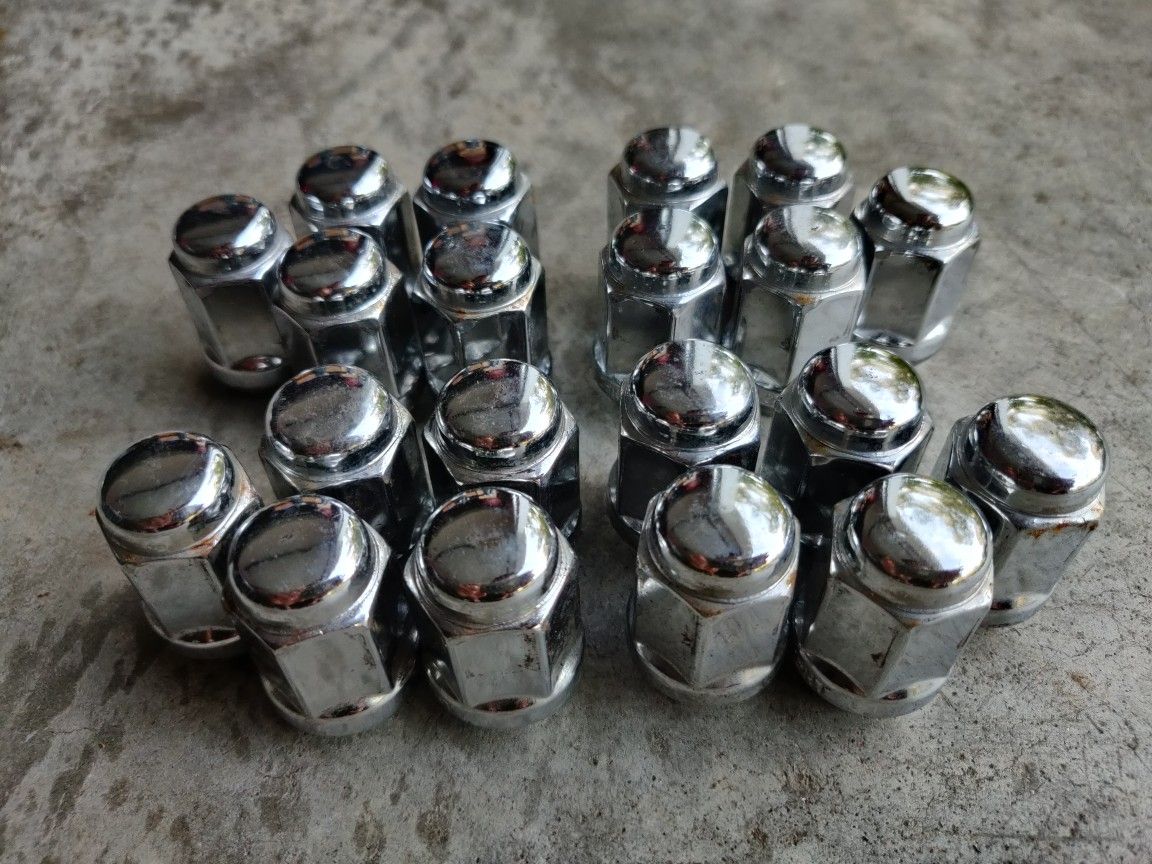 Subaru 12x1.25 Lug Nuts 20pcs. OEM