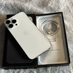 iPhone 13 Pro Max de 128 GB desbloqueado para cualquier compañía