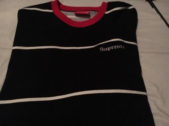 Supreme sweater size: Large (never worn)