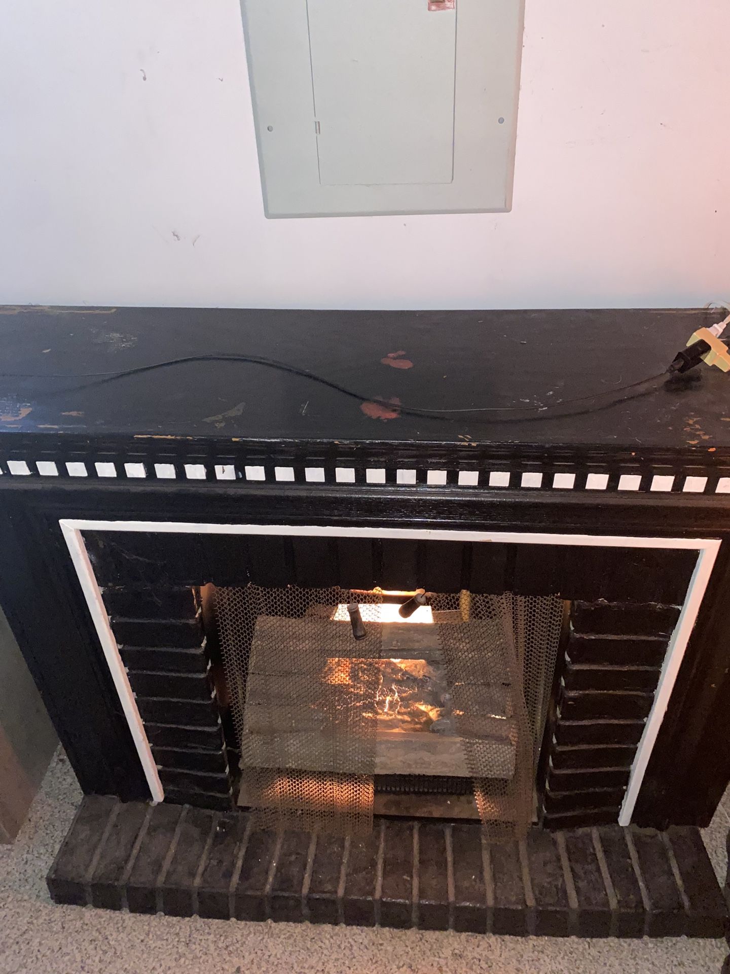 FREE ELECTRIC FIREPLACE