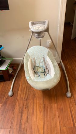 Electric baby swim