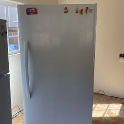KENMORE FREEZER