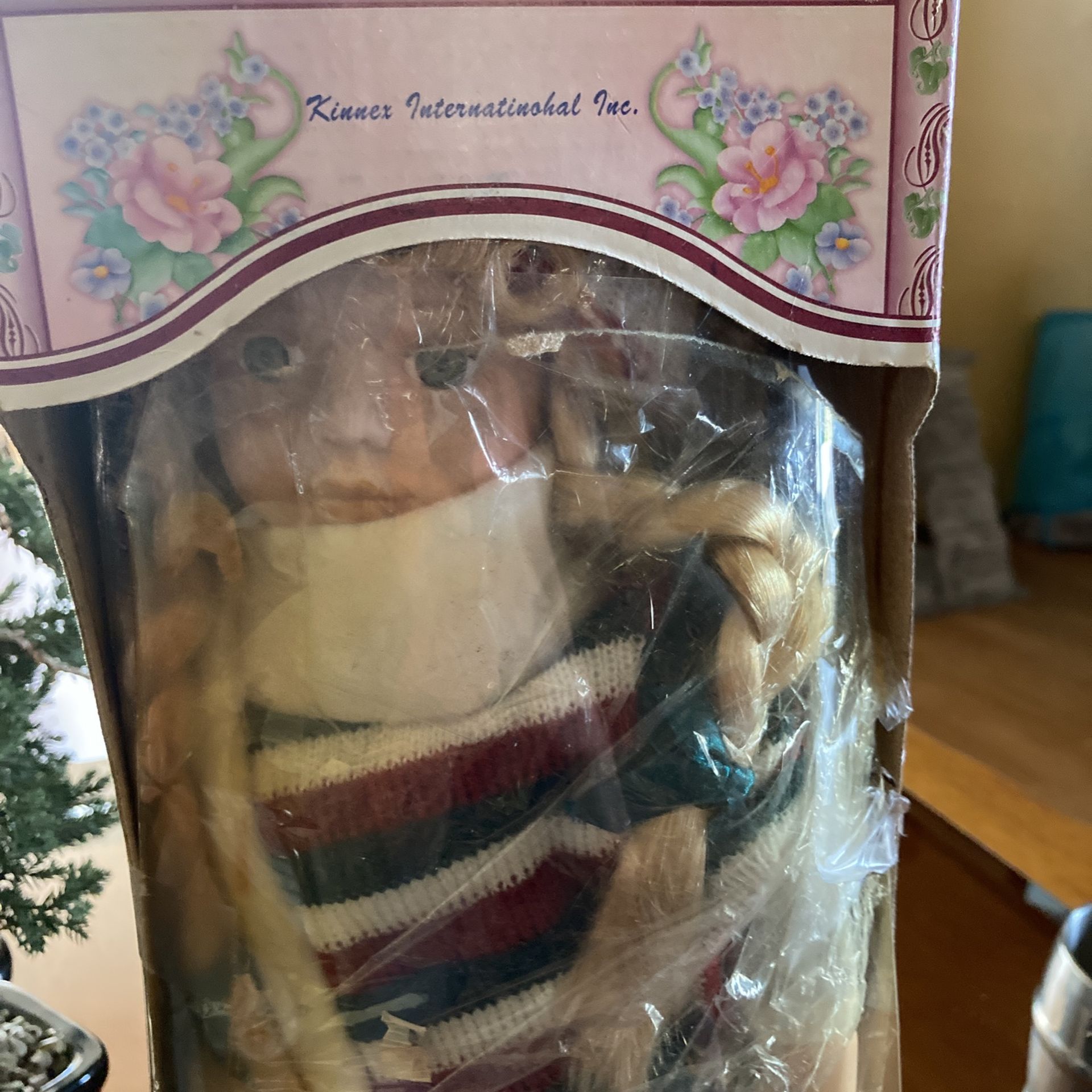 Chelsea Authentic Kinnex Doll