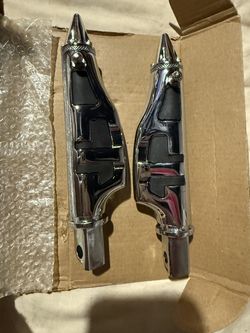 1 Pair 10mm Aluminum Aolly Motorcycle Rearsets Rear Set Footrest for Harley Davidson Motorcycle