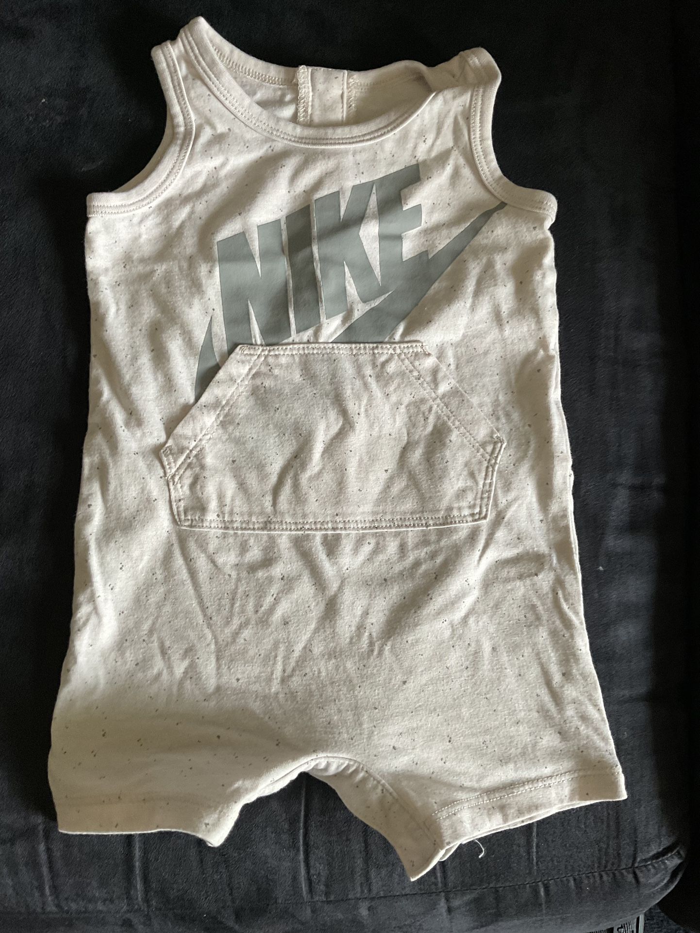 Baby NIKE romper