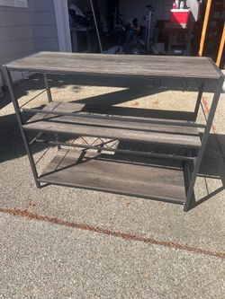 Table & wine rack