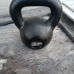 kettle bell 35lb