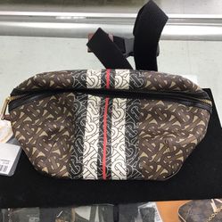 Burberry Purse Handbag 