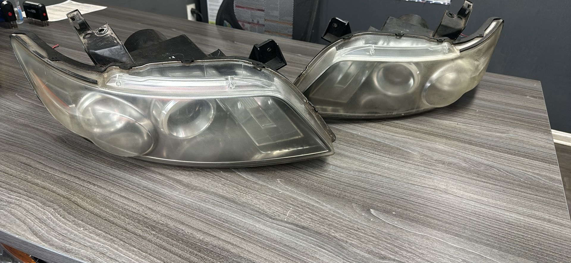 2007 Infinity FX35 Headlights