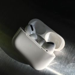 Apple AirPods Pro Gen 2