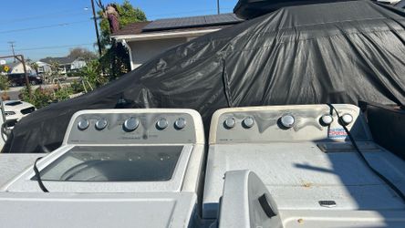 Maytag Washer And Gas Dryer Set