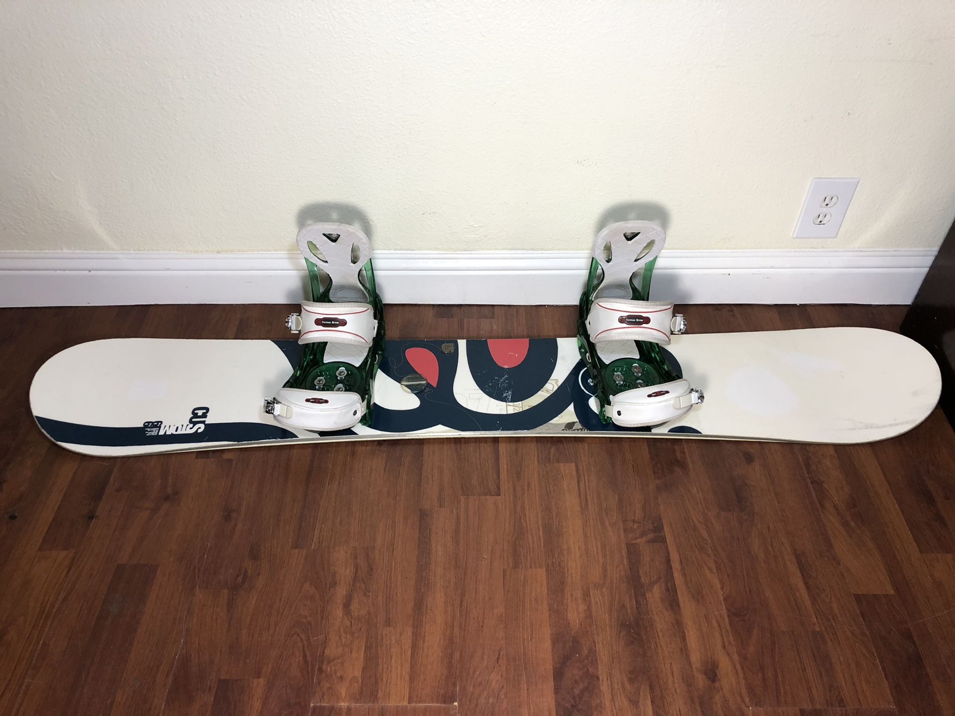 Burton custom 66 Snowboard With L Custom Brew Bindings White Green
