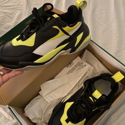 mens pumas 8.5