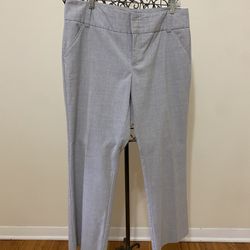 Daisy Fuentes Women's Gray Pants Size 12P
