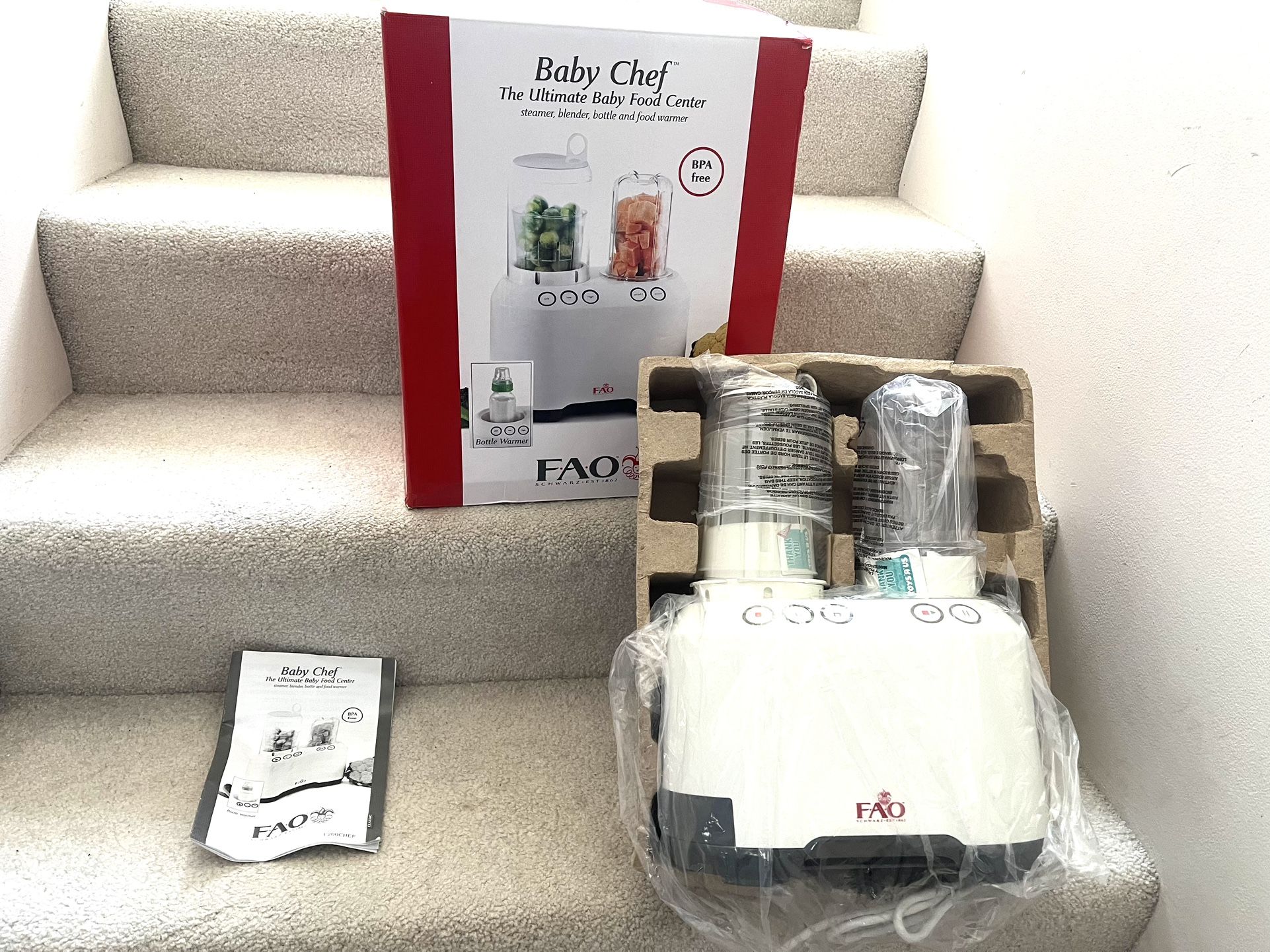 New FAO Schwartz Baby Chef Ultimate Baby Food Center. It’s A Steamer, Blender, Bottle, And Food Warmer!