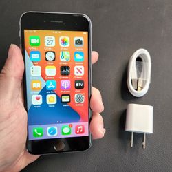 iPhone 6s - UNLOCKED - Like New  