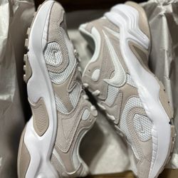 Nike Shoes Size 10 Women’s