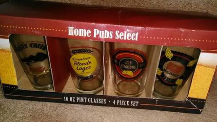 (4) Pk. Pub Glasses* 16 oz per * brand new