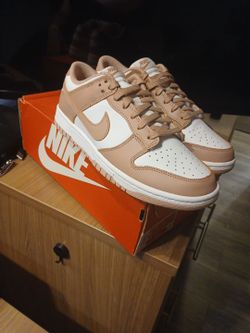 Dunks size 10 women's 8.5 men