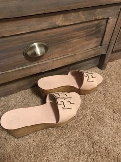 Tory Burch Ines blush wedge sandals size  for Sale in Scottsdale, AZ -  OfferUp