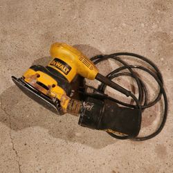 DEWALT Palm Grip Sander