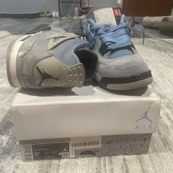 jordan 4 UNC