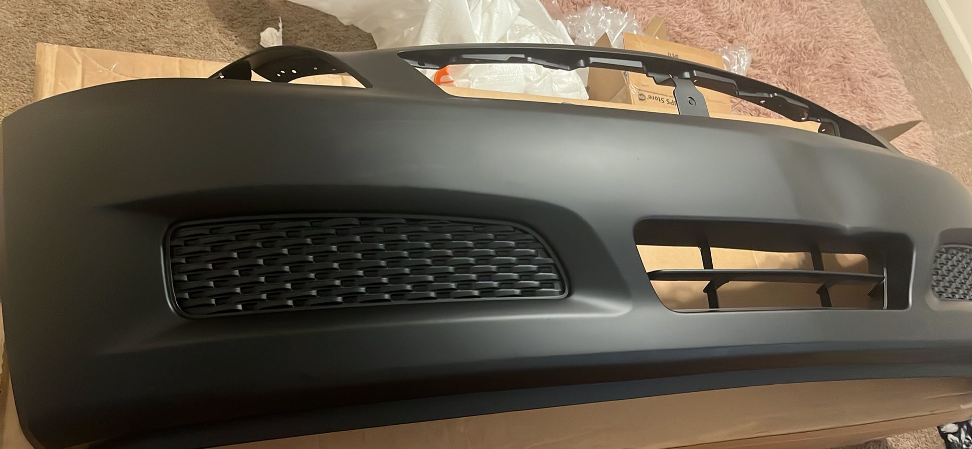 Bumper For Infiniti G37