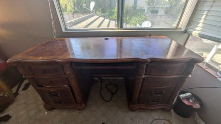 Desk That Is Solid Wood And Heavy