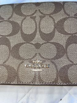 COACH Clutch Crossbody Bag