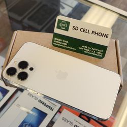 iPhone 12 Pro Max 128 GB Silver Unlocked For Any Carrier 