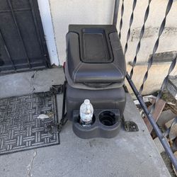 GMC Sierra Jump Seat 05