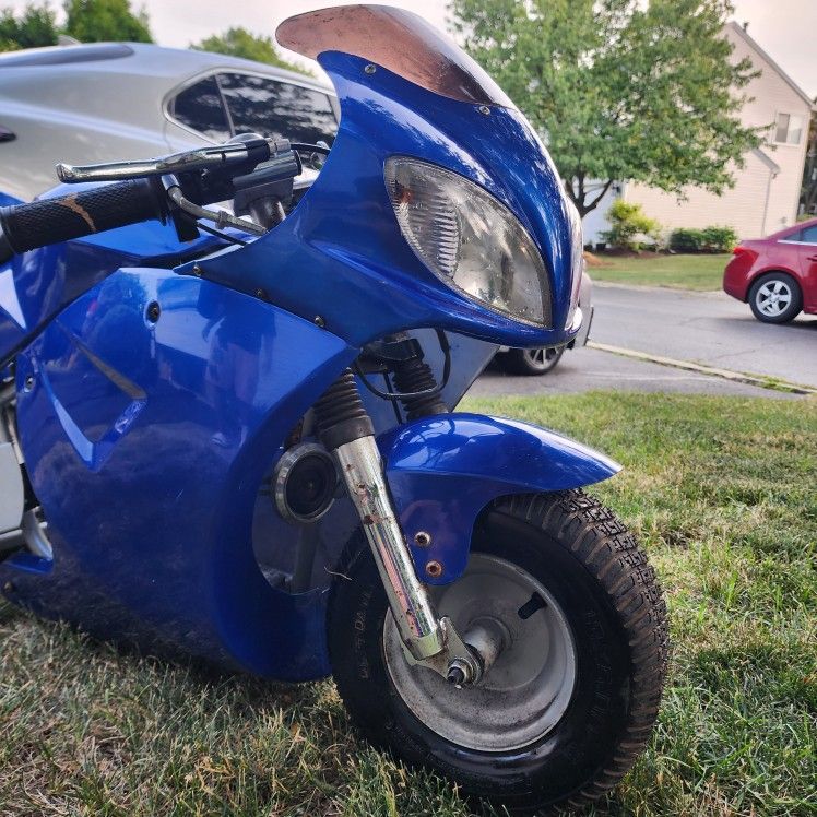 🚨 Boreem Mini Motorcycle - Not Working, Unused Tires, Stored for Years, As-Is.