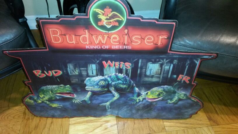 Budweiser tin sign with frogs and Louie the Lizard very Rare