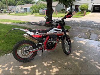dirt bike- looking for e-bikes or any good trades