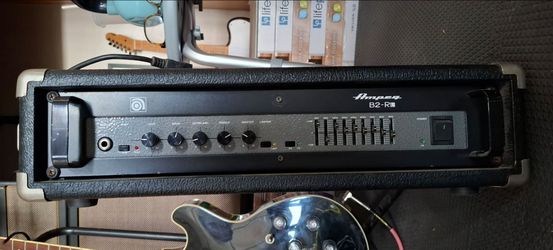 Ampeg b2 re