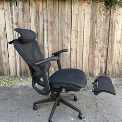 ACGAM - Ergonomic Mesh Office Chair, High Back Gaming Chair w/ Footrest, Lumbar Support, 4D Armrest, Headrest, Large Nylon Base - Black