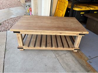 World market coffee table