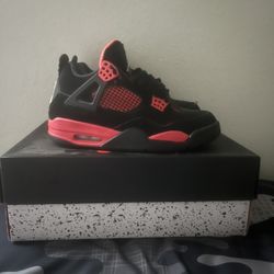 Jordan 4 Retro Red Thunder 