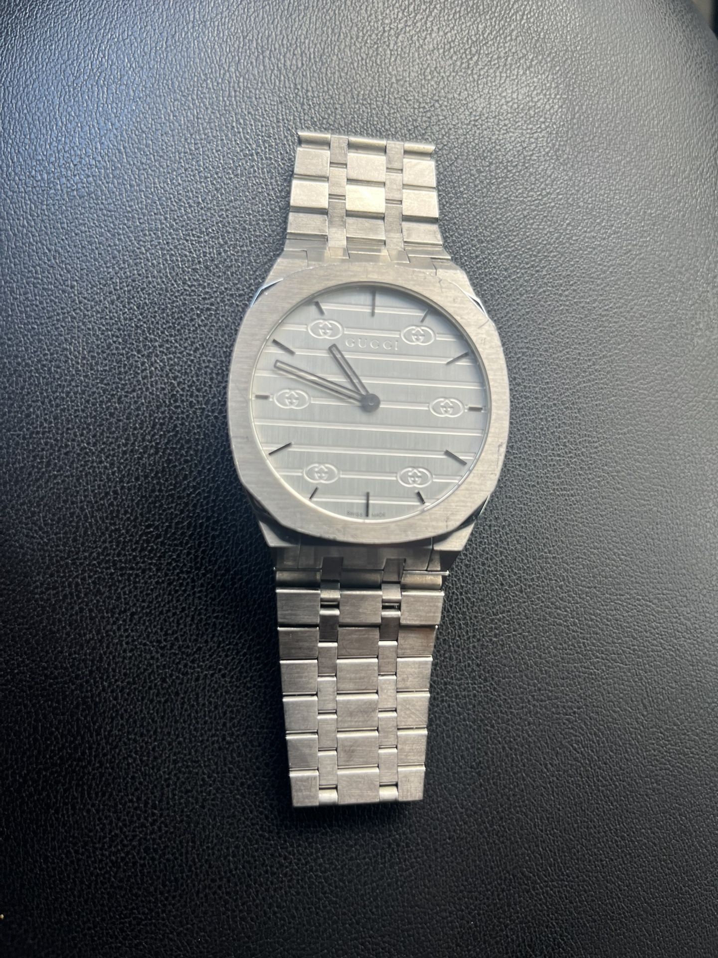 Gucci Unisex 25H Watch 38mm