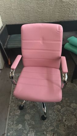Pink Desk Chair