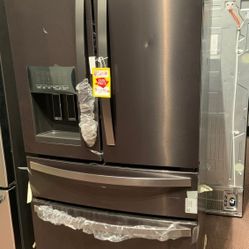NEW WHIRLPOOL FRIDGE!! WITH WARRANTY!! WRX735SD 😄😄😃😃👍😃😄