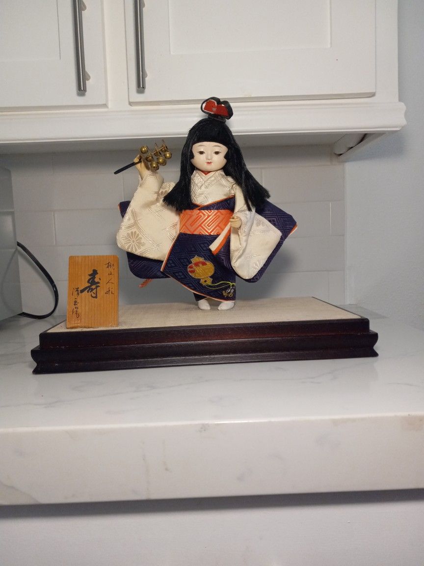 Japanese Traditional Ichimatsu Doll